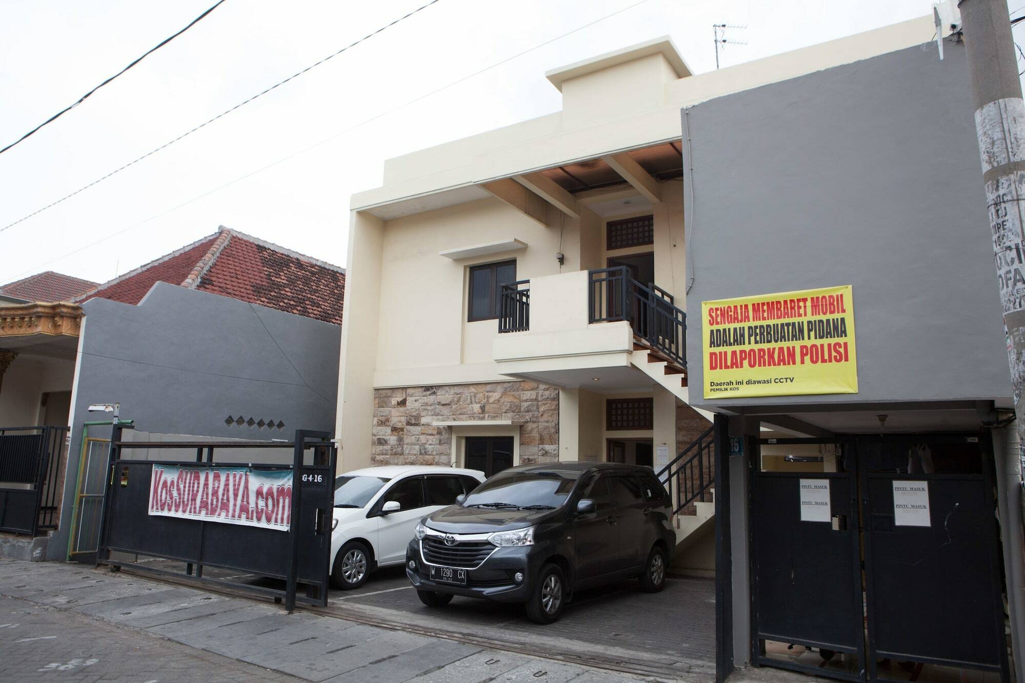 Reddoorz @ Genteng Surabaya Dış mekan fotoğraf